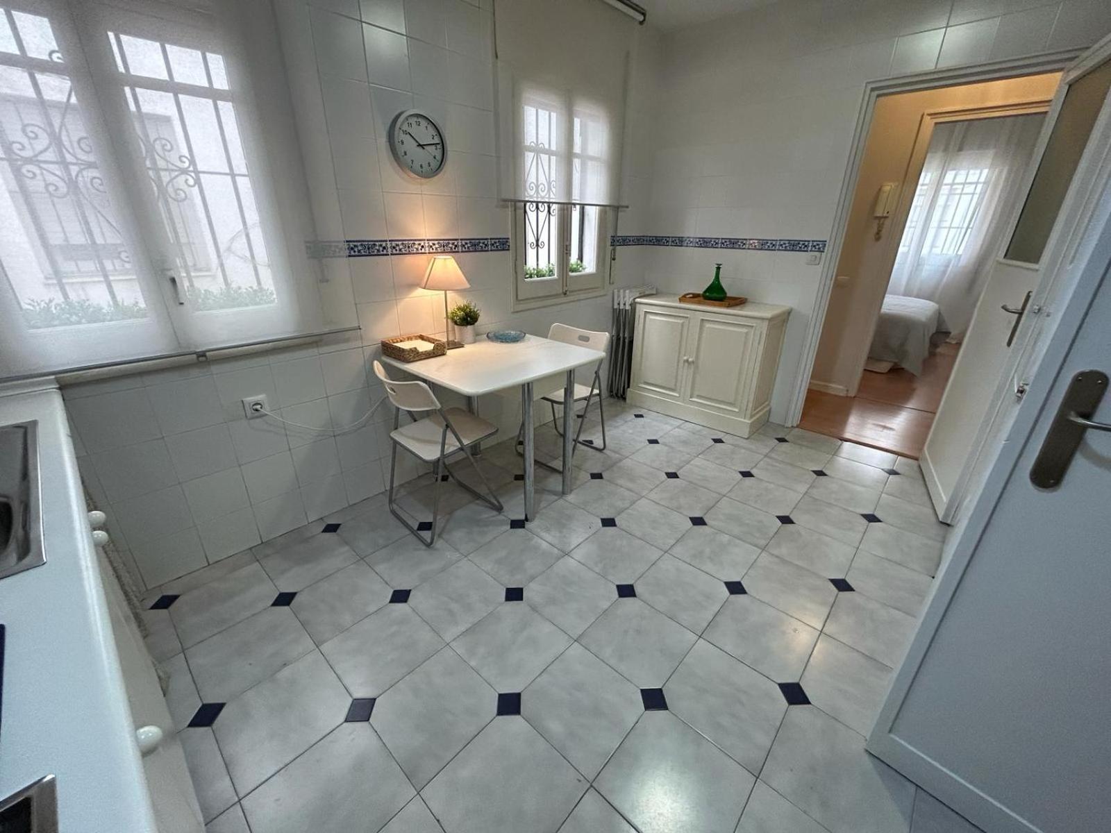 2 Bedroom Apartment By Guadalquivir River Siviglia Esterno foto