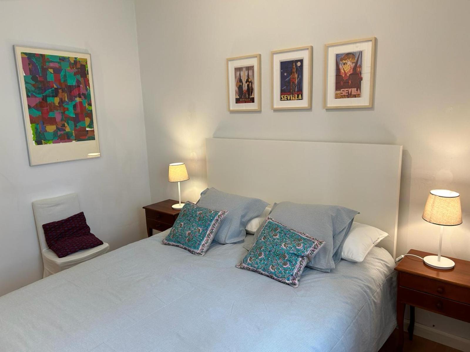 2 Bedroom Apartment By Guadalquivir River Siviglia Esterno foto
